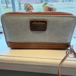 White Mountain Two-Tone Wristlet Clutch/wallet - light blue & Brown